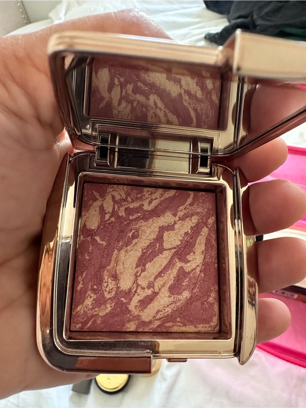 Hourglass blush - Euphoric fusion
